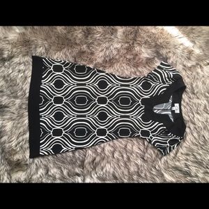 Sweet Storm B/W loop pattern mini dress